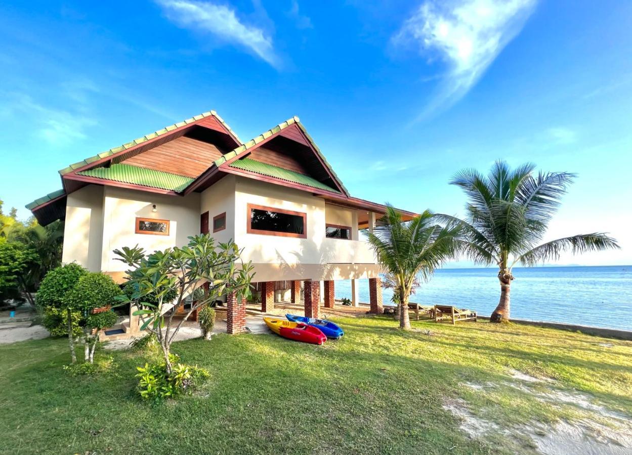 Three Rare & Private Front Beach Villas Thongsala Exterior photo